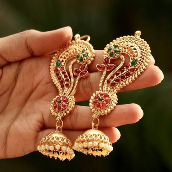 Exquisite Antique Peacock Jhumka Earrings with Kemp Stones – A Regal Blend of Tradition and Grace